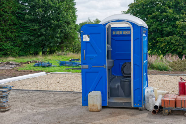 Best VIP or Luxury Restroom Trailers  in Pineville, KY